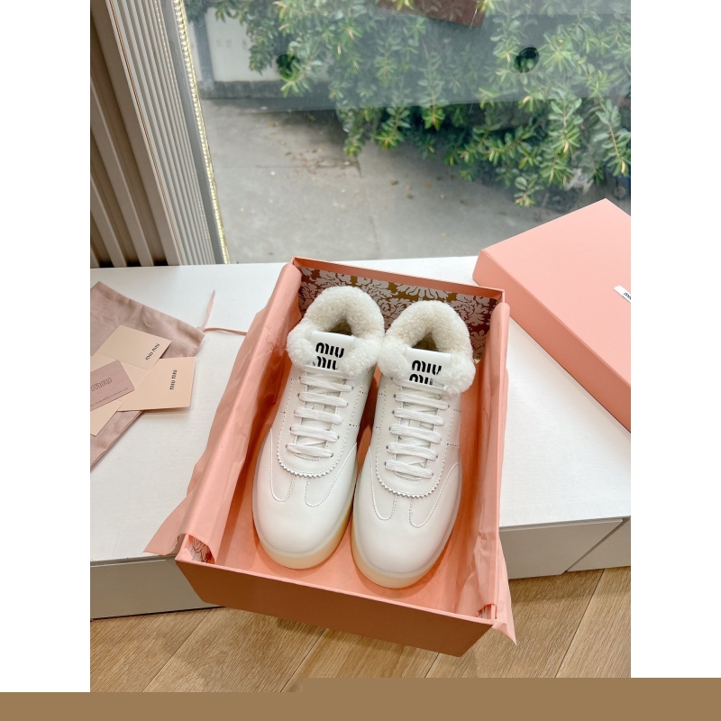 Miu Miu Casual Shoes